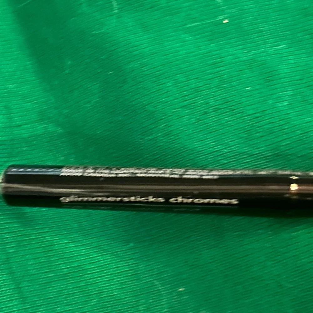 Avon Glimmersticks Chromes Eyeliner. Midnight Flash